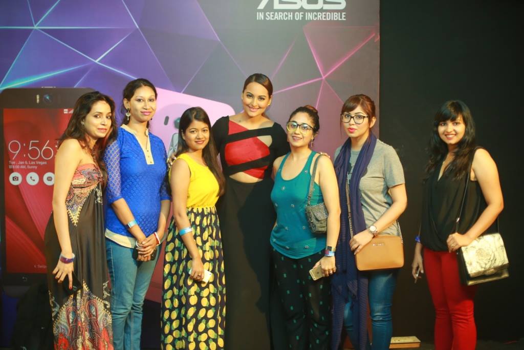 Fashion Bloggers with Sonakshi Sinha