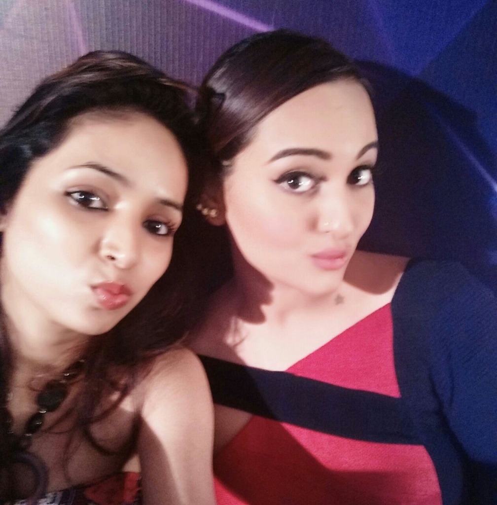 Sonakshi Sinha Selfie